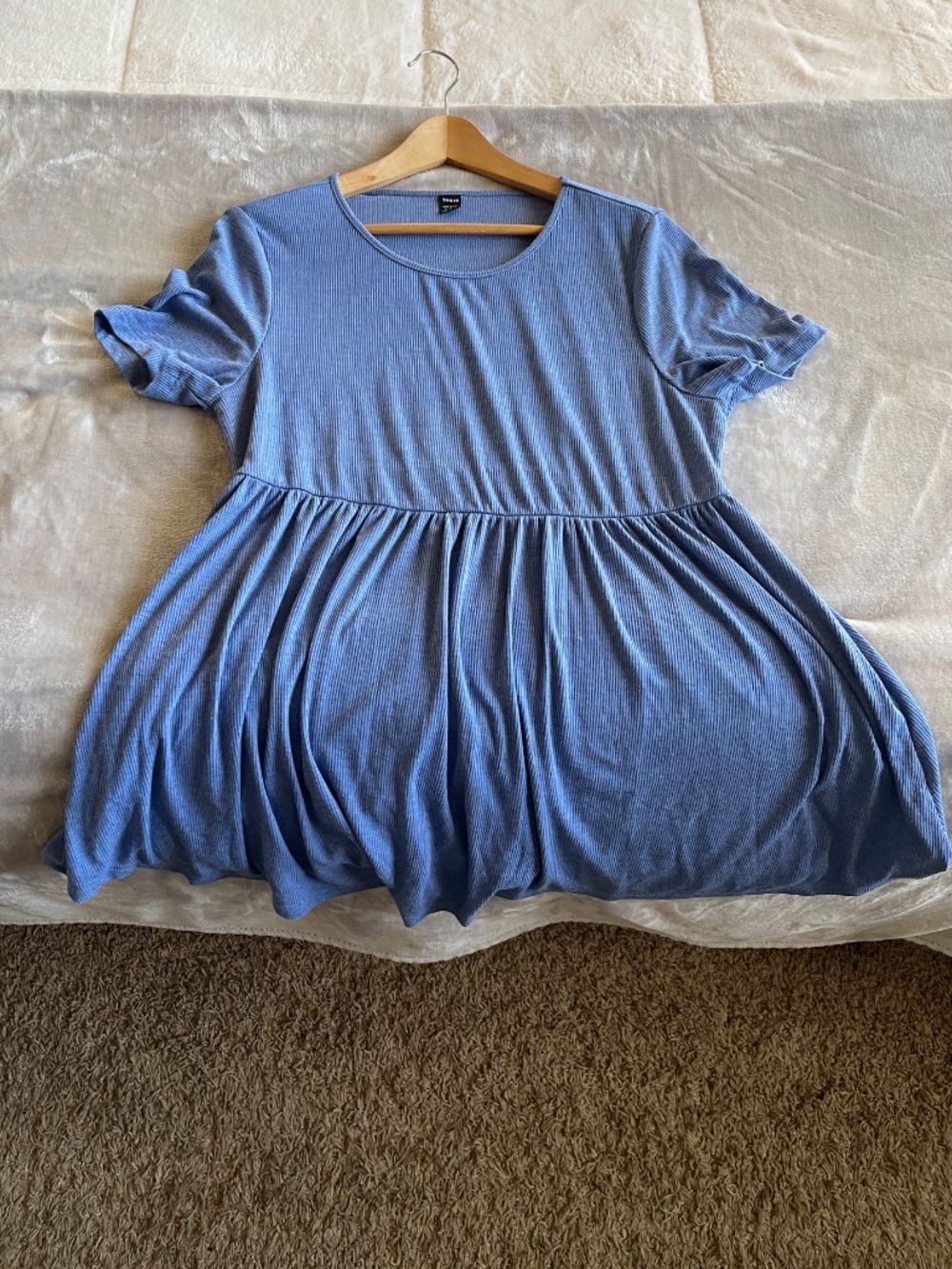 Maternity Top - Picture 2 of 4